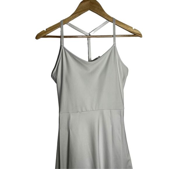 Tommy Bahama white racer back Tennis Golf Racquet &
Paddle Dress Size Small - Picture 4 of 7